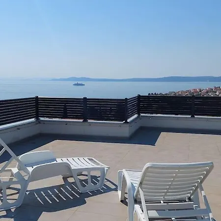 Vista Oasis With Pool And Terrace * Trogir